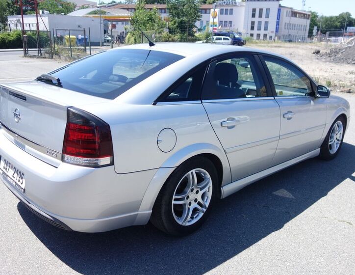 Opel Vectra 9