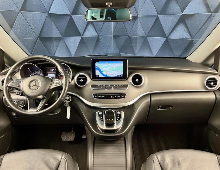 Mercedes-Benz Třídy V 9