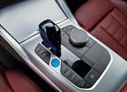 BMW i4 36