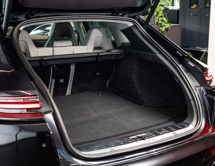 Porsche Panamera 19