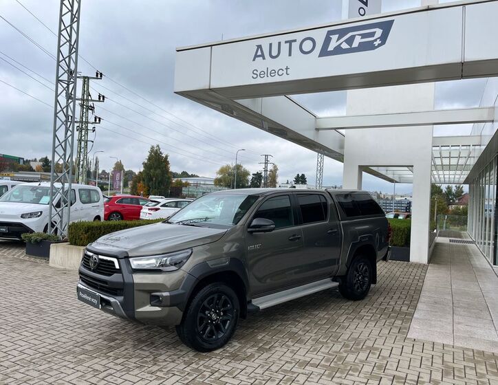Toyota Hilux 1