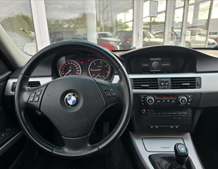 BMW Řada 3 16