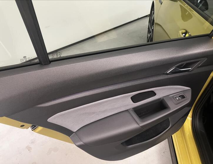 Volkswagen Golf 25