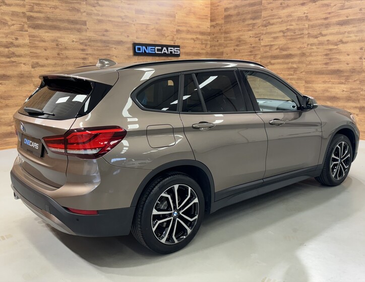BMW X1 6