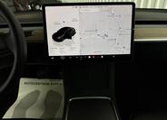 Tesla Model 3 17