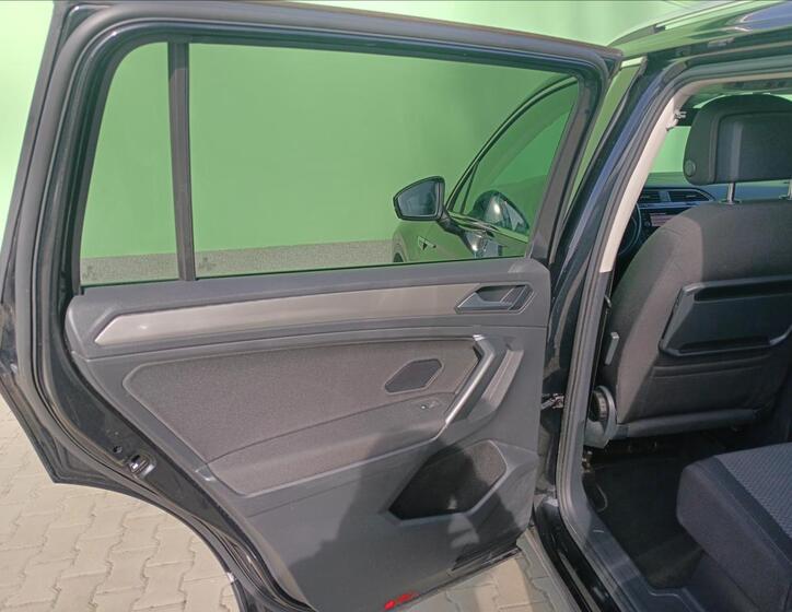 Volkswagen Tiguan 29