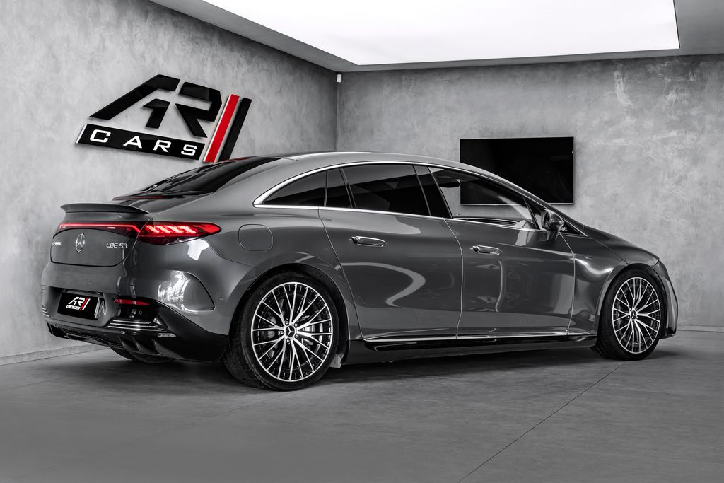 Mercedes-Benz EQE