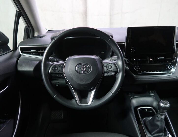 Toyota Corolla 15