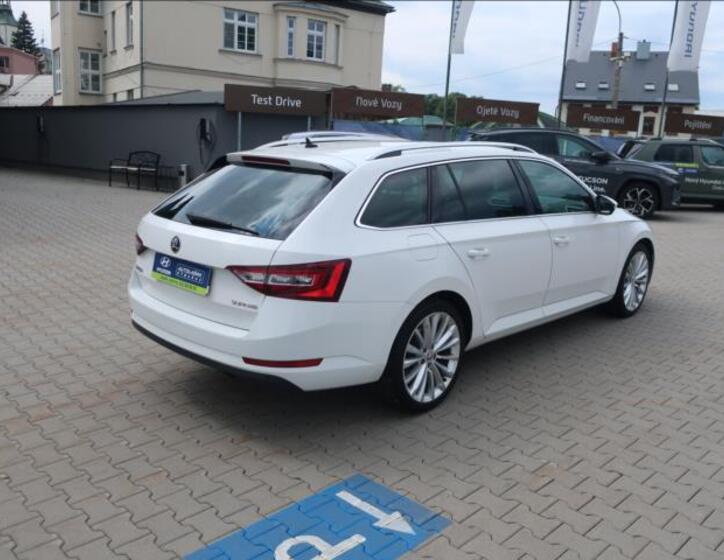 Škoda Superb 7