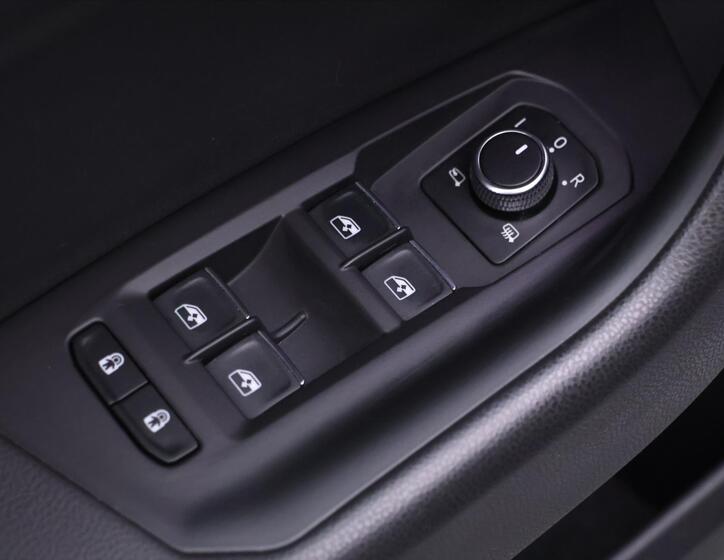 Volkswagen Touareg 19
