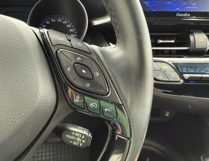 Toyota C-HR 13