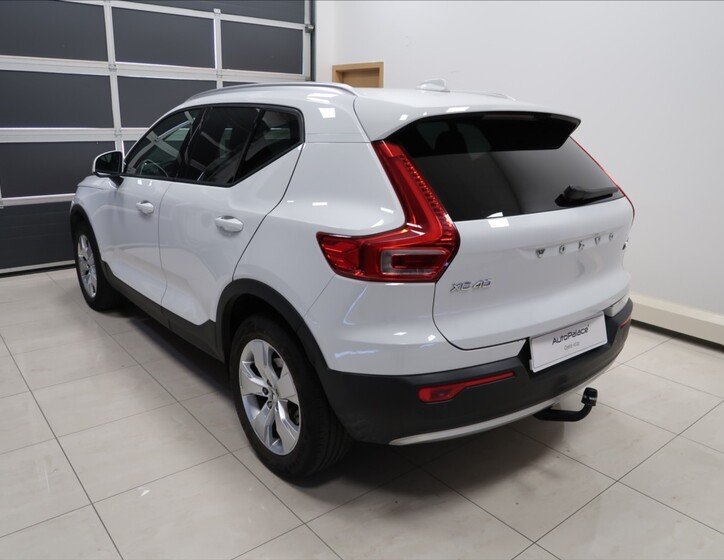 Volvo XC40 6