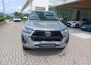 Toyota Hilux 8
