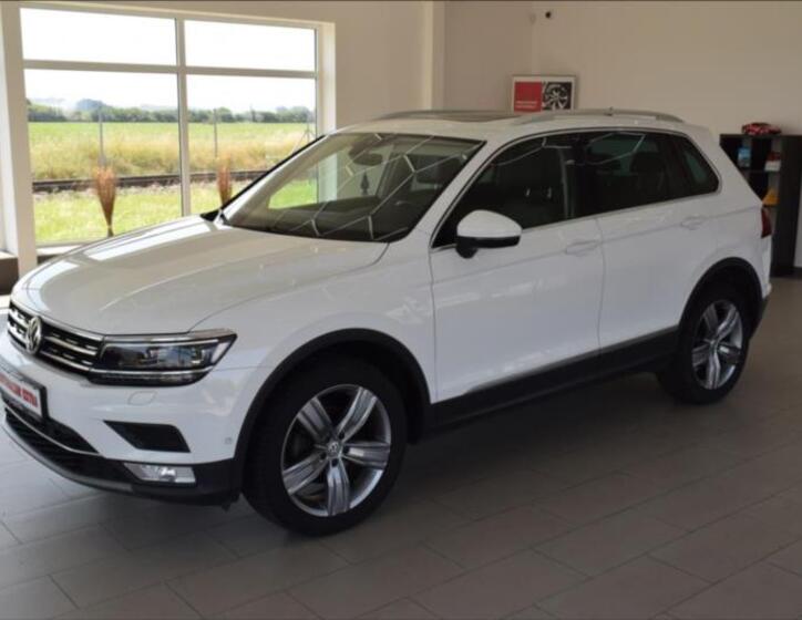 Volkswagen Tiguan 1