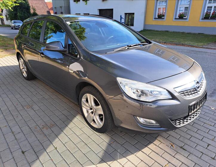 Opel Astra 16