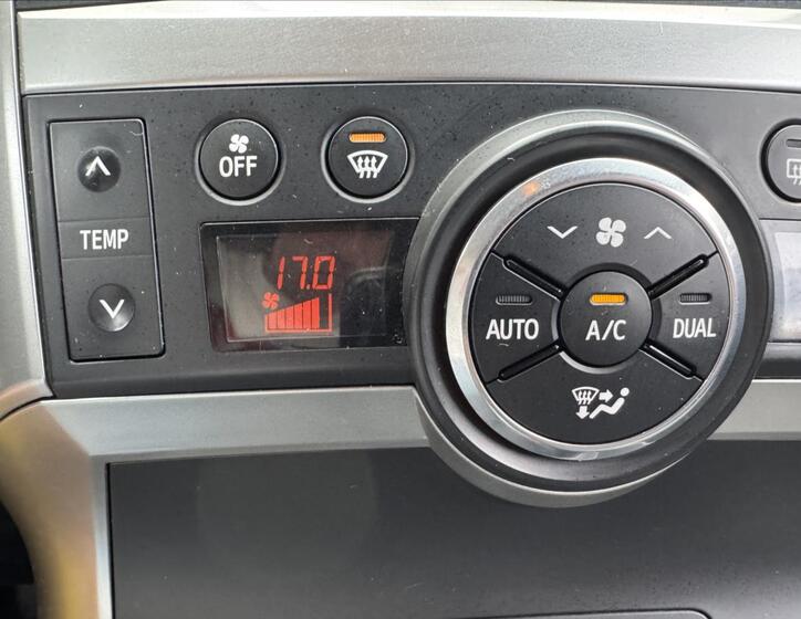 Toyota Verso 46