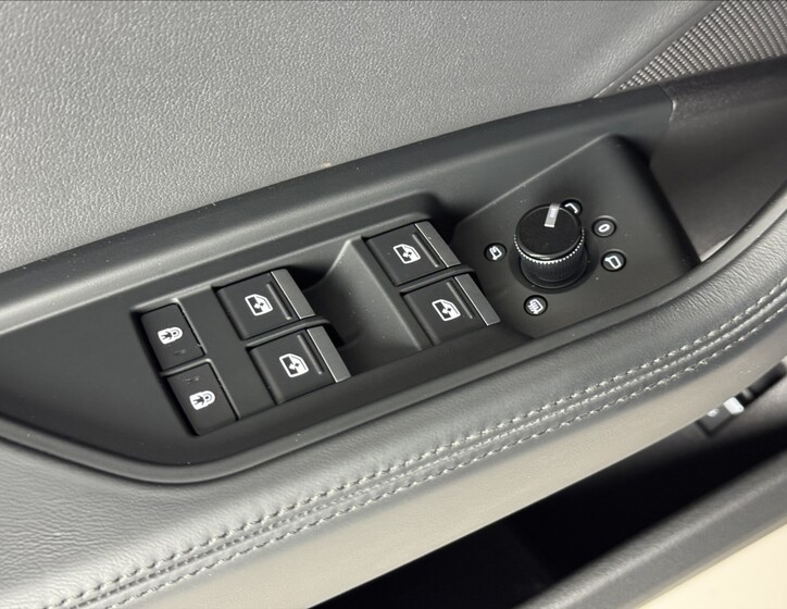 Audi e-tron 25