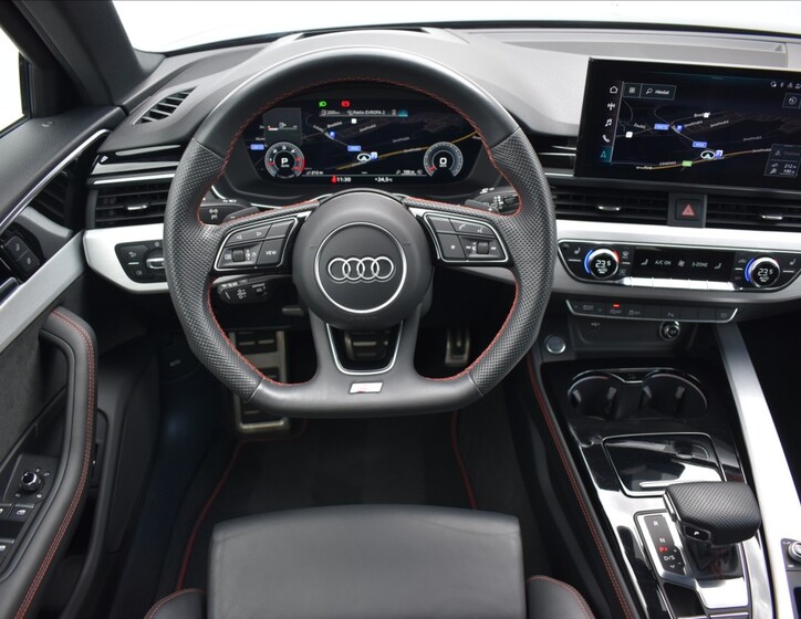 Audi A4 48