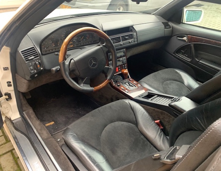 Mercedes-Benz SL 4