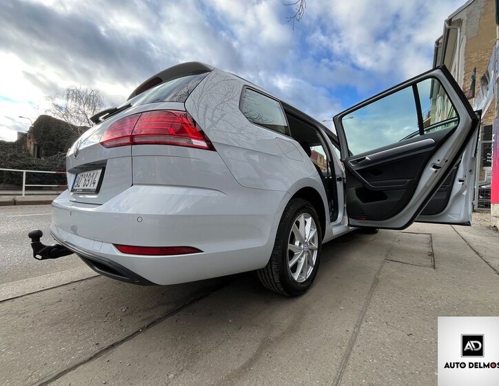 Volkswagen Golf 22