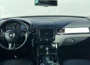 Volkswagen Touareg 5