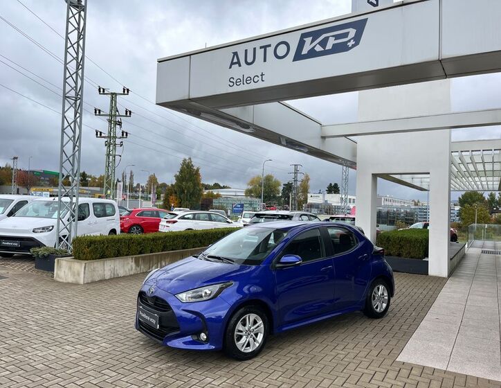 Toyota Yaris 1