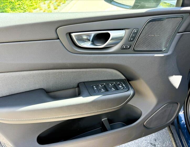 Volvo XC60 13