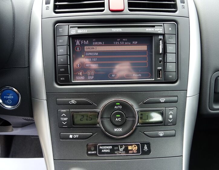 Toyota Auris 8