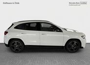 Mercedes-Benz GLA 4