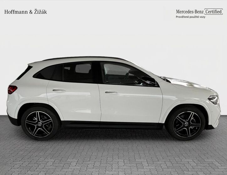 Mercedes-Benz GLA 4