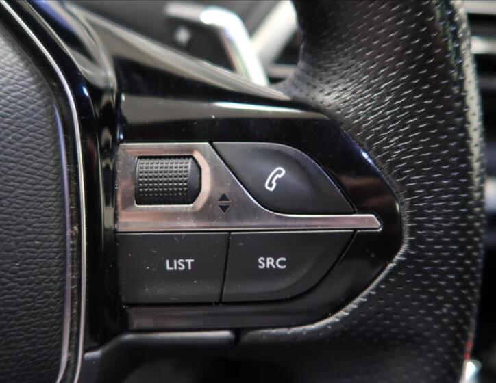 Peugeot 5008 16