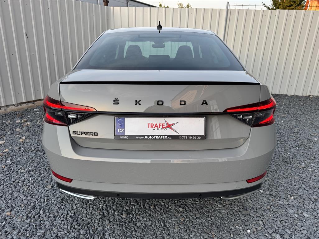 Škoda Superb