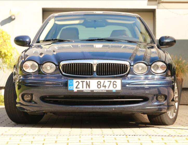 Jaguar X-Type 6