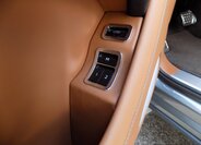 Bentley Bentayga 24