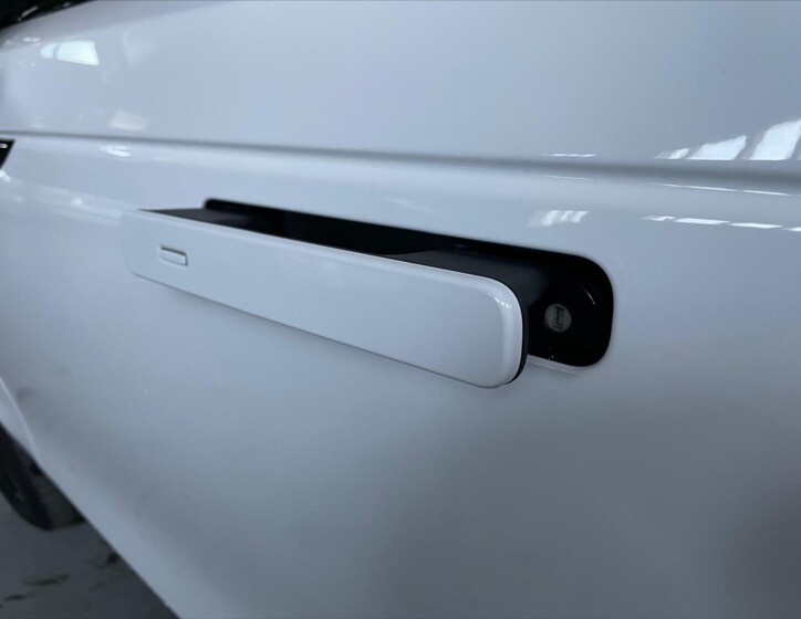 Land Rover Range Rover Velar 31