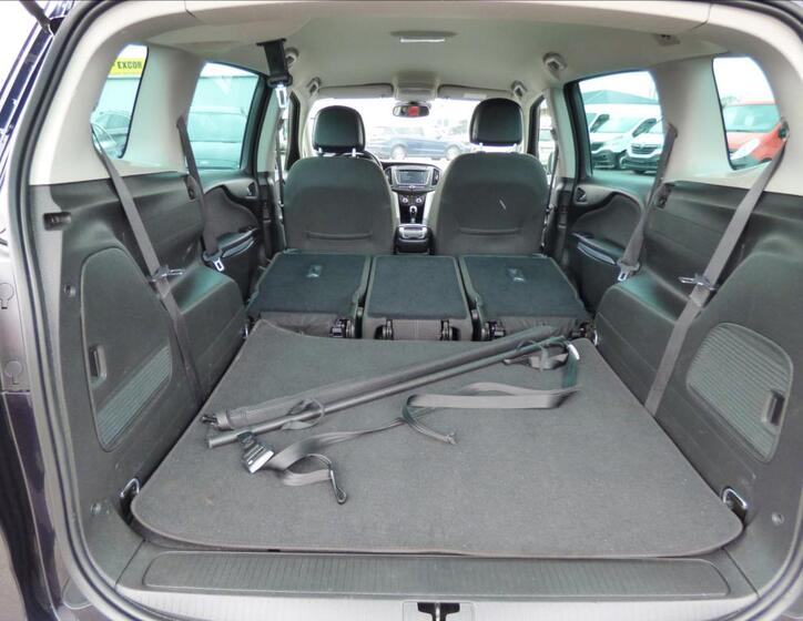 Opel Zafira 51
