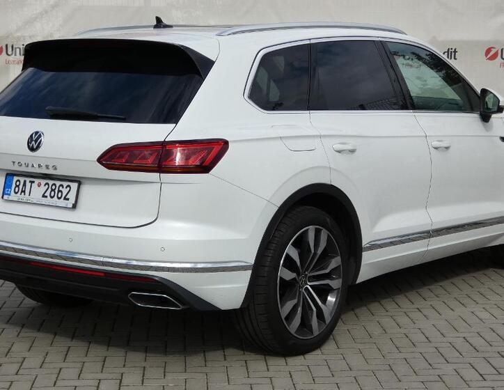 Volkswagen Touareg 3