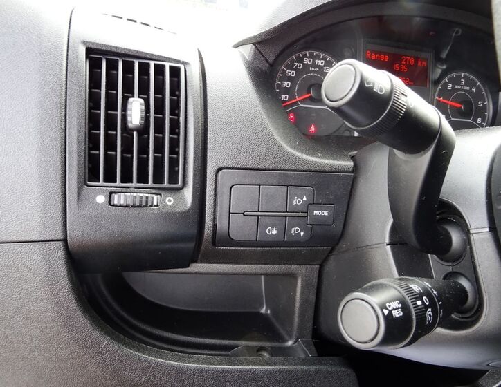 Peugeot Boxer 11