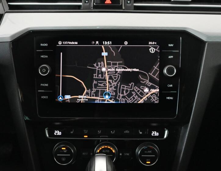 Volkswagen Passat 19