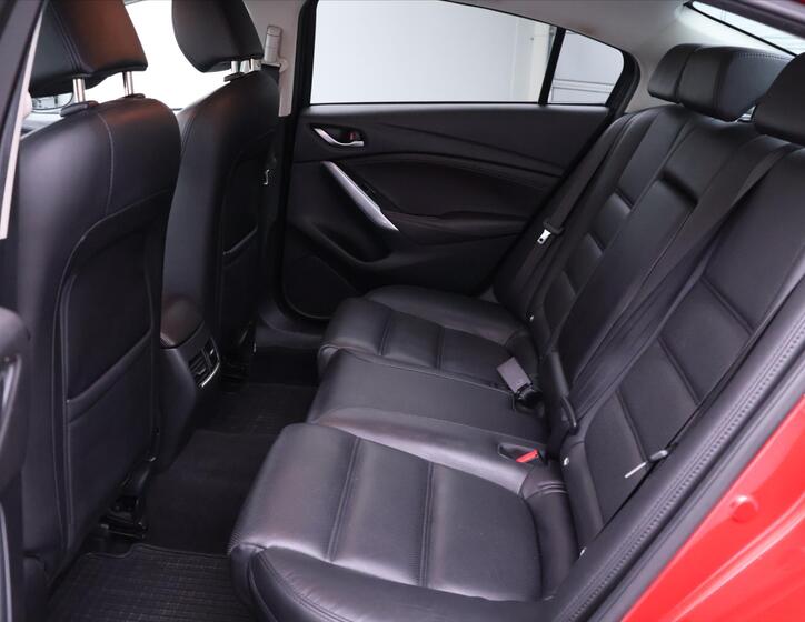 Mazda 6 16