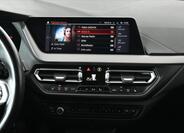 BMW Řada 2 11