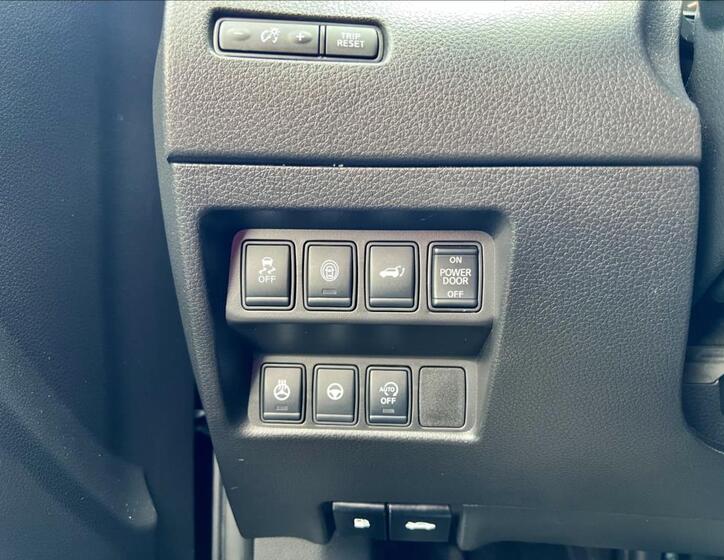 Nissan X-Trail 14