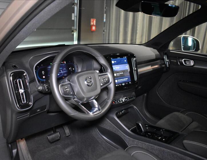 Volvo XC40 13