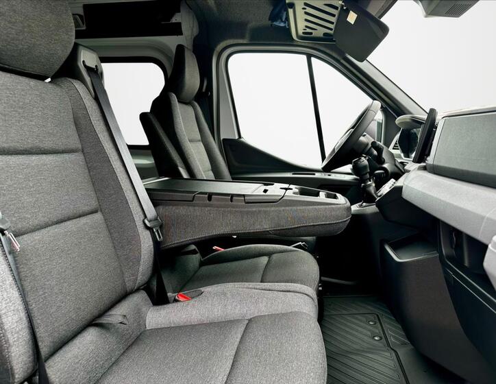 Nissan Interstar 21
