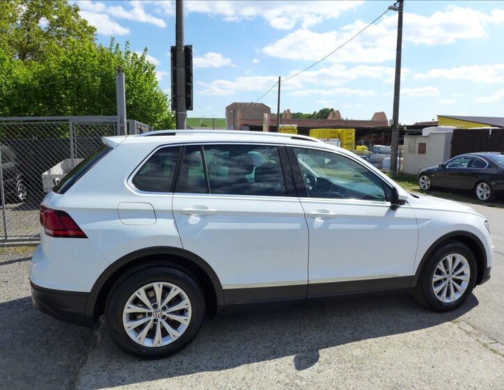 Volkswagen Tiguan 5