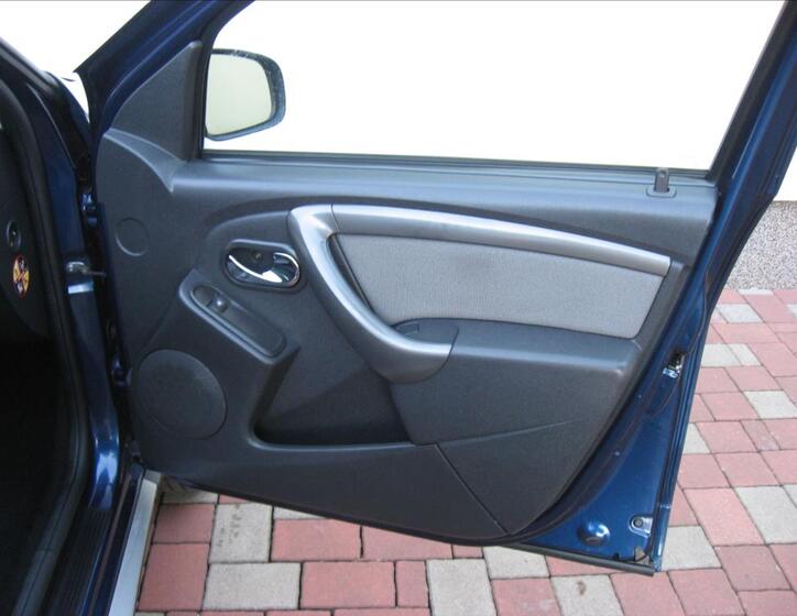 Dacia Duster 18