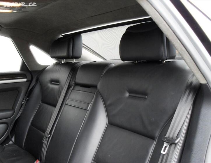 Audi A8 13