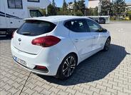 KIA Ceed 4