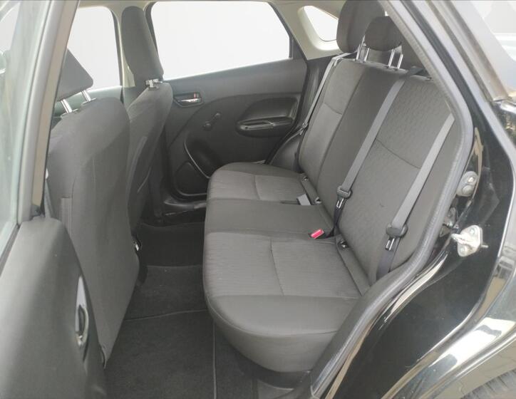 Suzuki Baleno 14