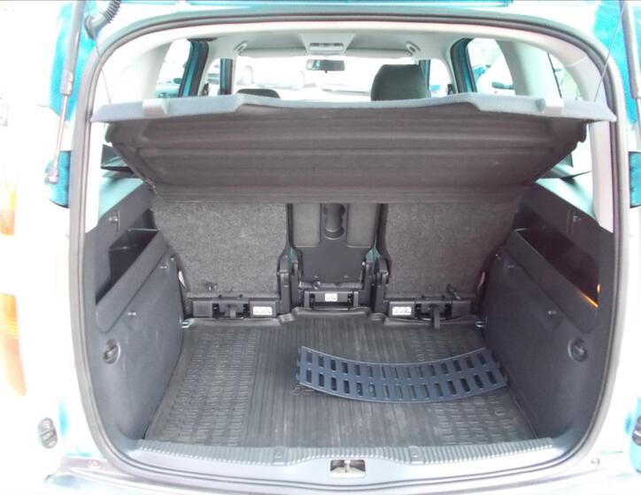 Škoda Roomster 15